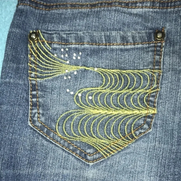 FUBU The Collection distressed bling embroidered jeans boot cut size 10 - Picture 10 of 12